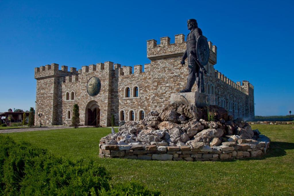 Kaloyanova Fortress Hotel Arbanaszi Kültér fotó