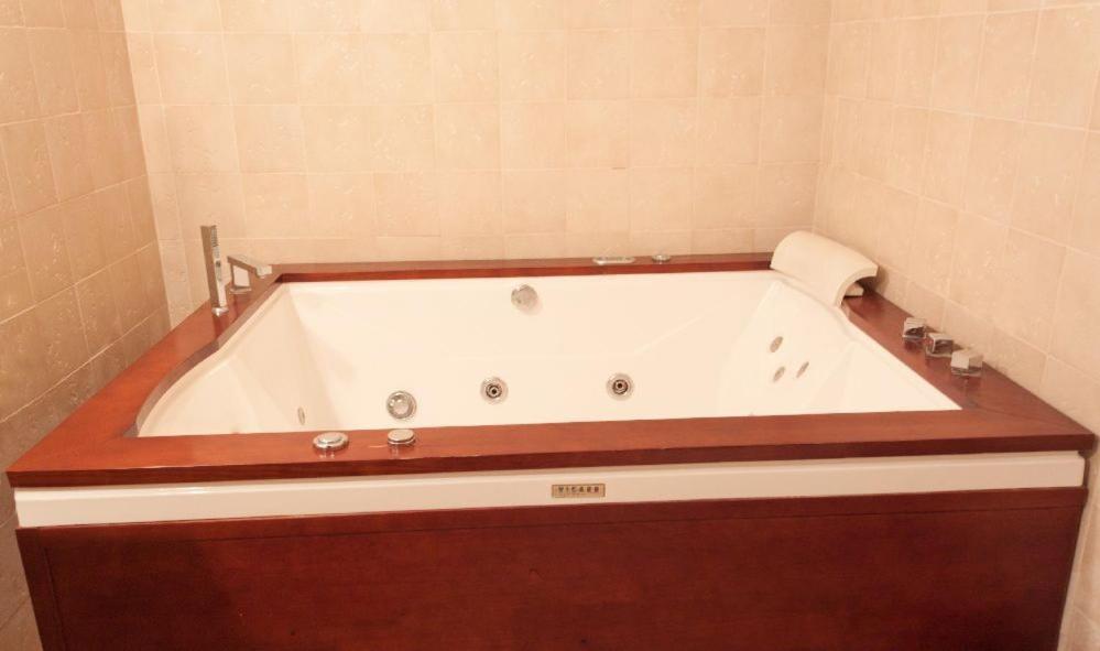 Kaloyanova Fortress Hotel Arbanaszi Szoba fotó